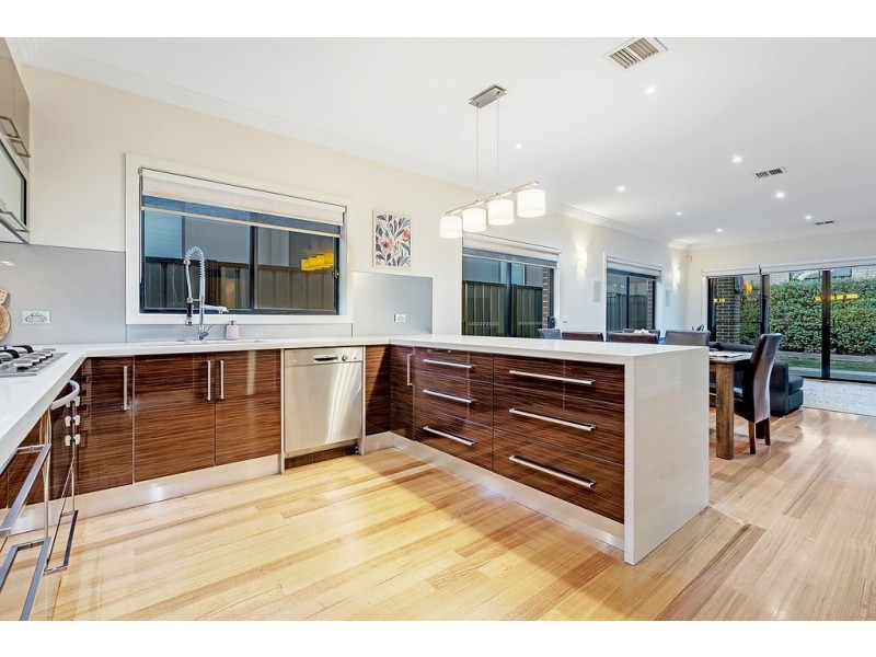 74 Bridgehaven Drive, Craigieburn VIC 3064