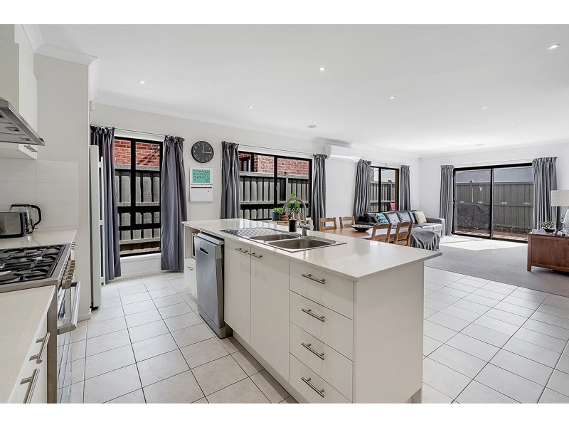 21 Straw Flower Circuit, Greenvale VIC 3059