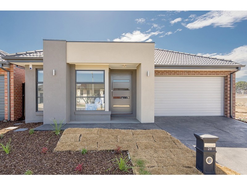 28 Elvire Road, Craigieburn VIC 3064