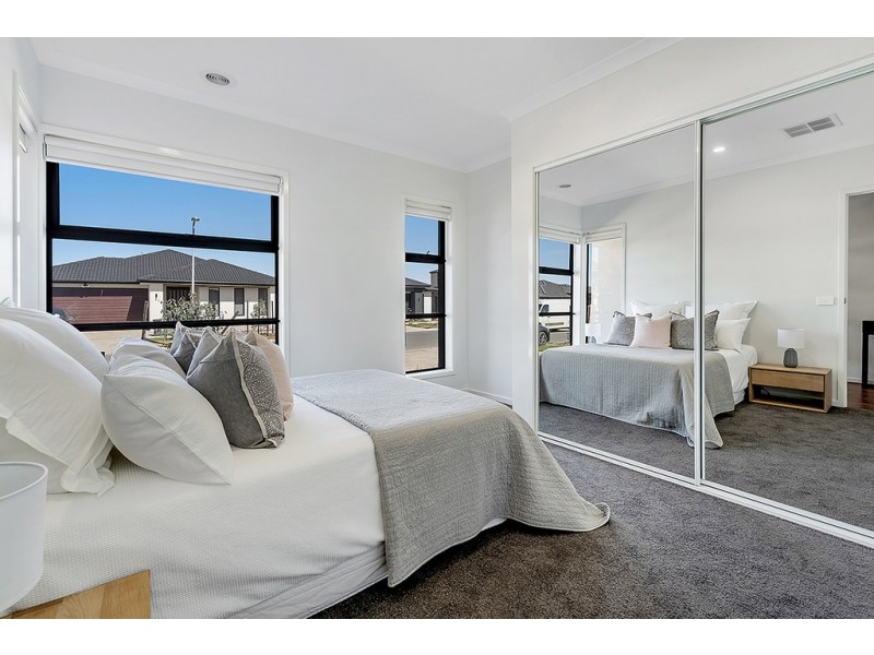 28 Elvire Road, Craigieburn VIC 3064