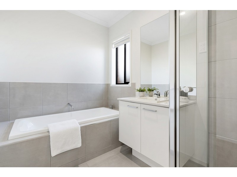 28 Elvire Road, Craigieburn VIC 3064