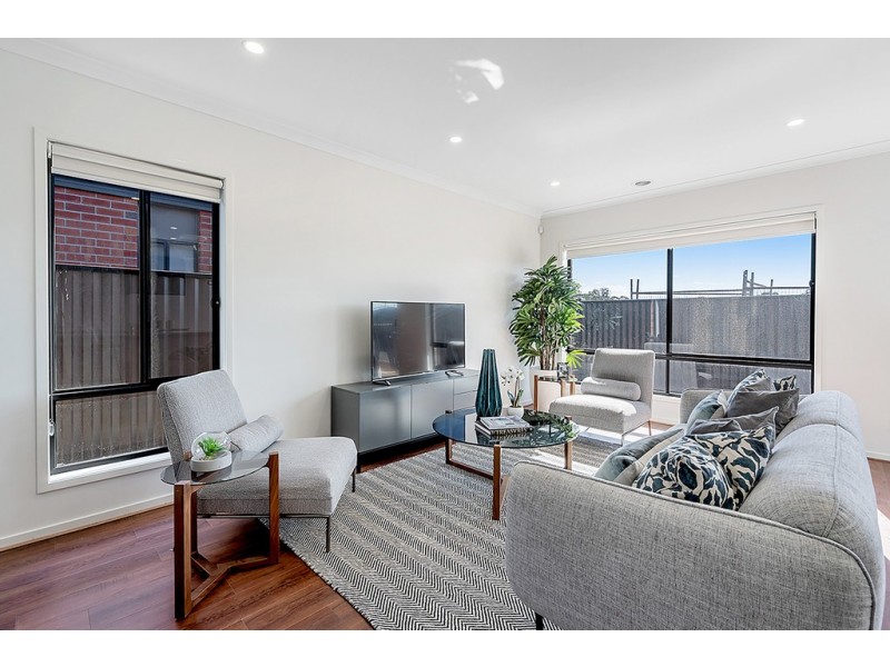 28 Elvire Road, Craigieburn VIC 3064