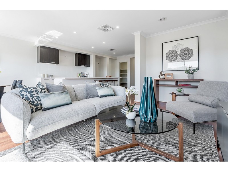 28 Elvire Road, Craigieburn VIC 3064
