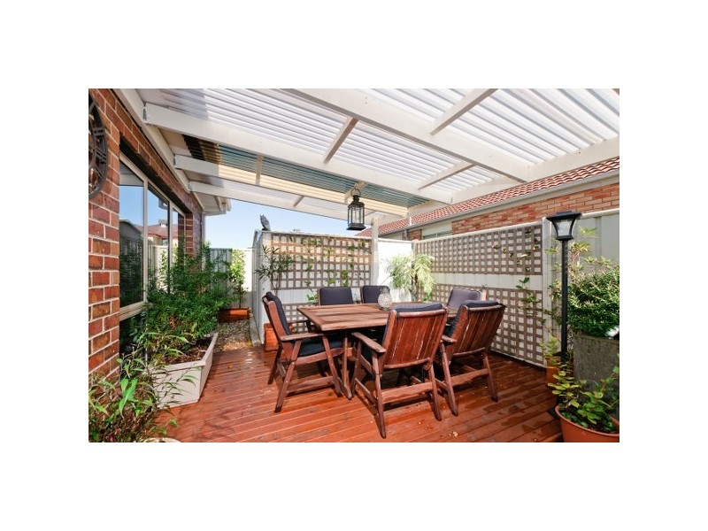 25 Long Island Circuit, Craigieburn VIC 3064