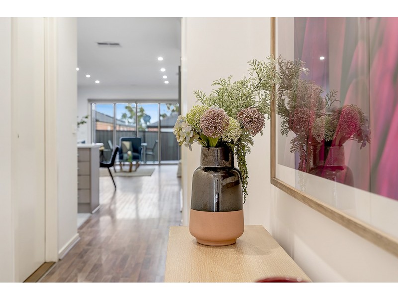 39 Kensley Circuit, Craigieburn VIC 3064