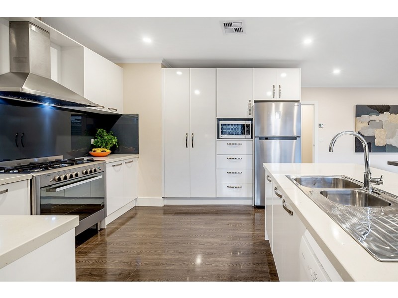 38 Longtown Court, Craigieburn VIC 3064