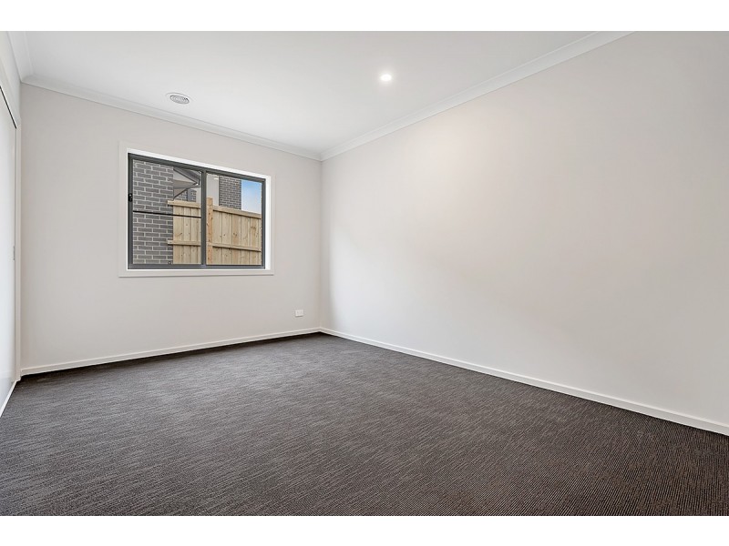 50 Faraday Street, Mickleham VIC 3064