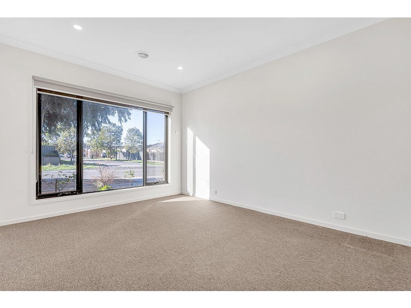 89 Huntington Drive, Craigieburn VIC 3064