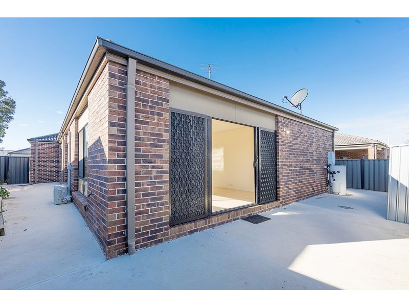 89 Huntington Drive, Craigieburn VIC 3064