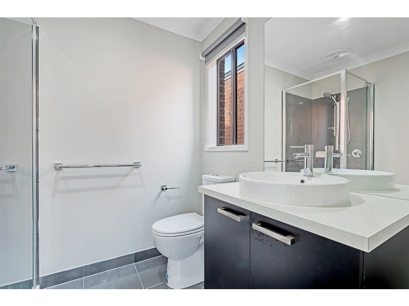 19 Nightingale Road, Mickleham VIC 3064