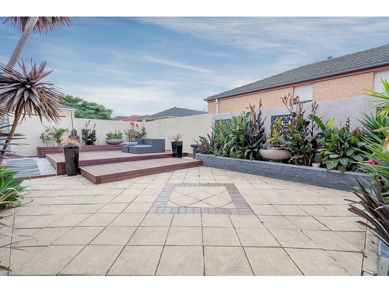5 St Andrews Drive, Craigieburn VIC 3064