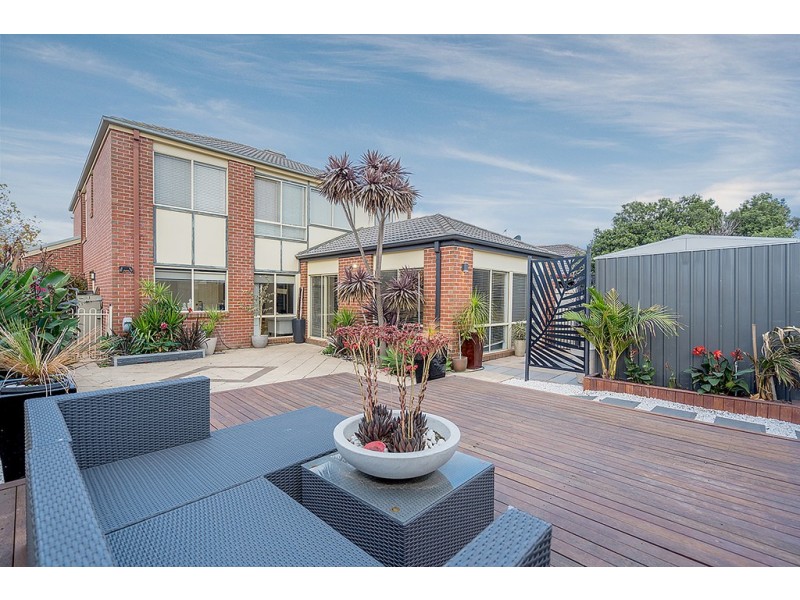 5 St Andrews Drive, Craigieburn VIC 3064