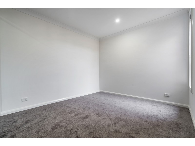 22 Sudbury Street, Mickleham VIC 3064