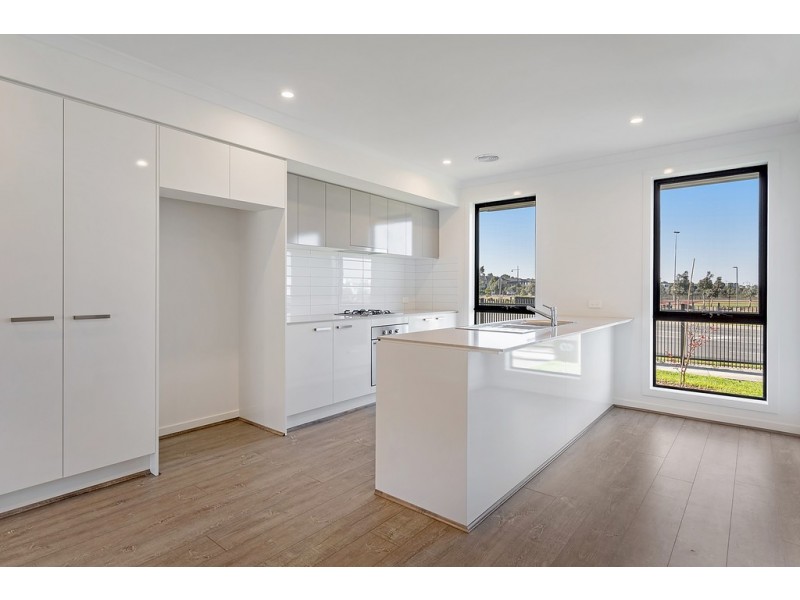 840 Aitken Boulevard – Access through Navey Crescent, Craigieburn VIC 3064
