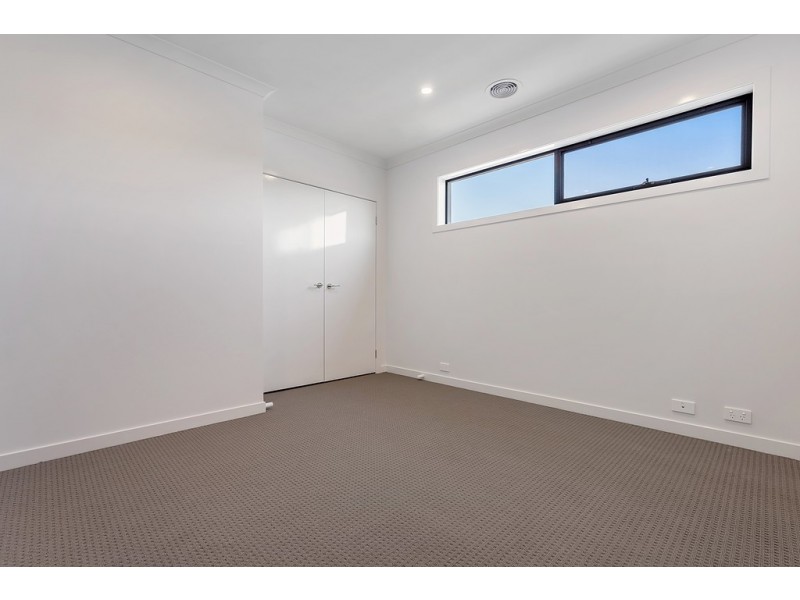 840 Aitken Boulevard – Access through Navey Crescent, Craigieburn VIC 3064