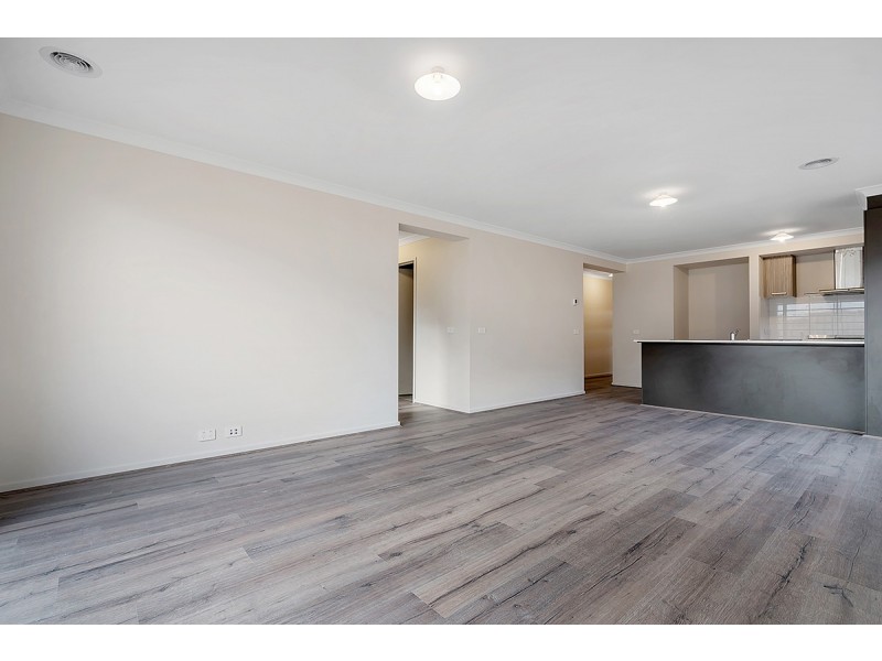 65 Canning Drive, Mickleham VIC 3064