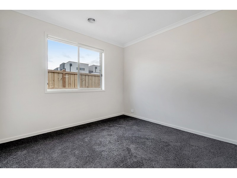 65 Canning Drive, Mickleham VIC 3064