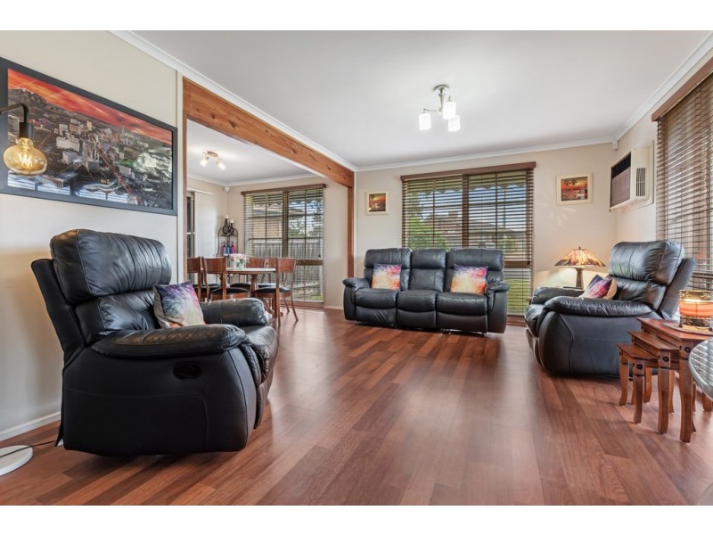 9 Kirkbride Way, Craigieburn VIC 3064
