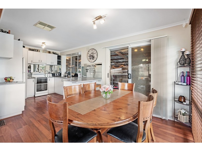 9 Kirkbride Way, Craigieburn VIC 3064