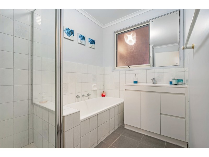 9 Kirkbride Way, Craigieburn VIC 3064