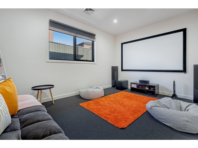 28 Season Way, Craigieburn VIC 3064