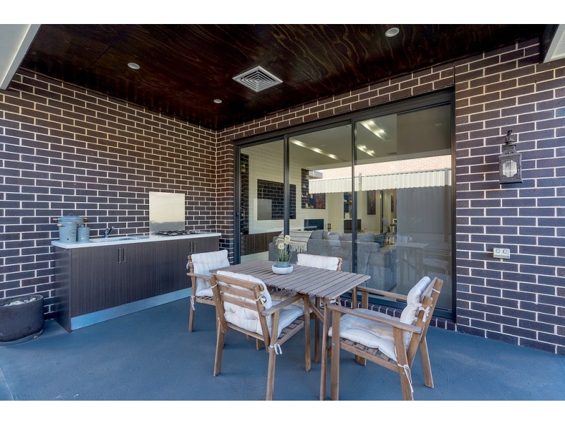 28 Season Way, Craigieburn VIC 3064