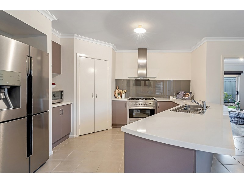 9 Northcroft Street, Craigieburn VIC 3064