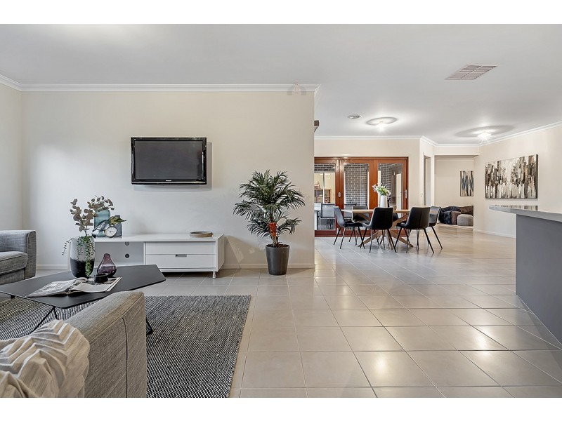 9 Northcroft Street, Craigieburn VIC 3064