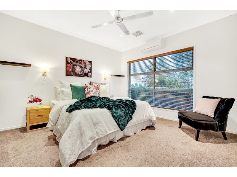 21 Cascade Terrace, Craigieburn VIC 3064