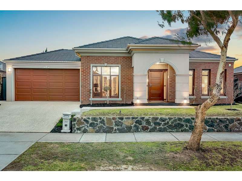 39 Northumberland Circuit, Craigieburn VIC 3064