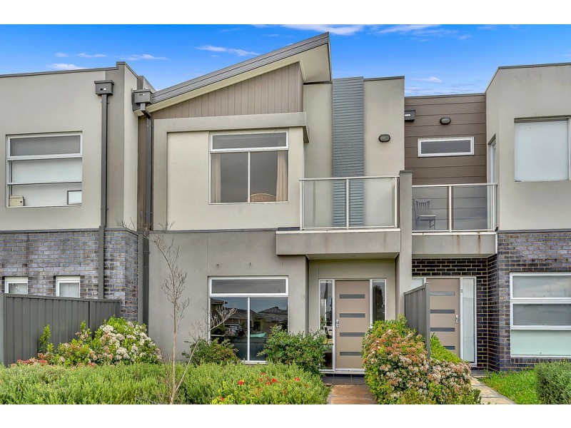 35 Kirkstead Grove, Craigieburn VIC 3064