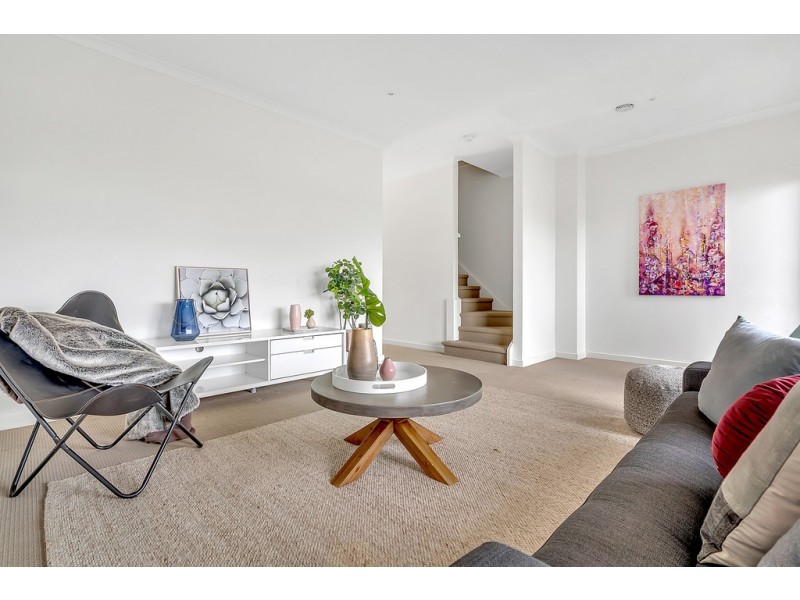 35 Kirkstead Grove, Craigieburn VIC 3064