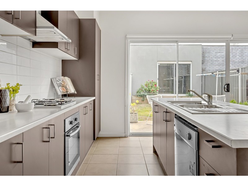 35 Kirkstead Grove, Craigieburn VIC 3064