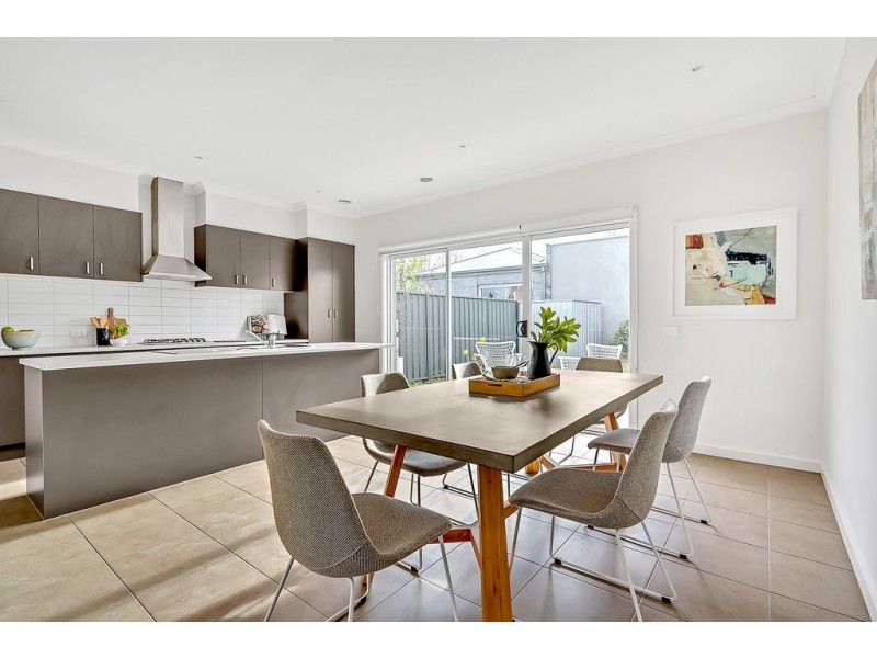 35 Kirkstead Grove, Craigieburn VIC 3064