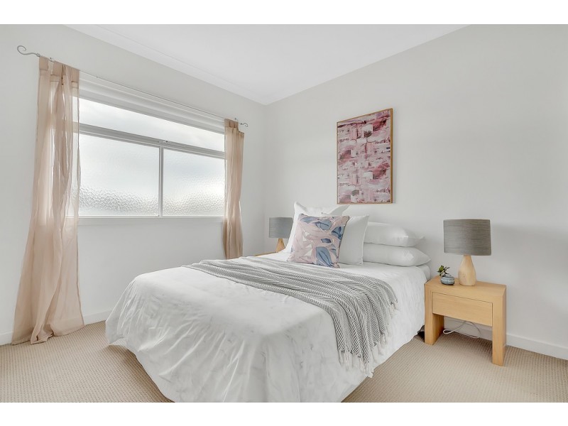 35 Kirkstead Grove, Craigieburn VIC 3064