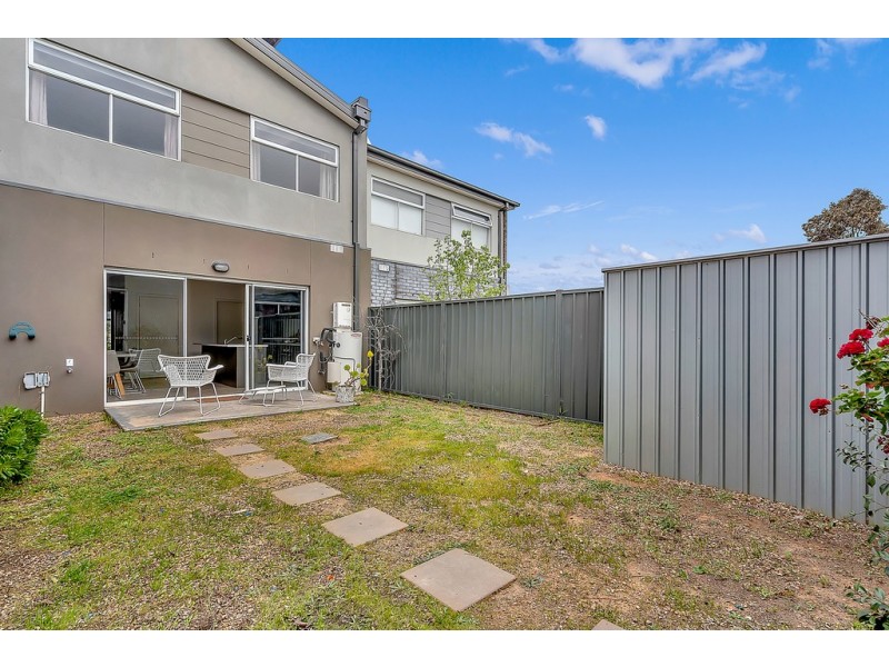 35 Kirkstead Grove, Craigieburn VIC 3064
