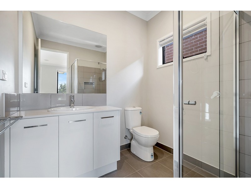 5 Zeal Way, Craigieburn VIC 3064