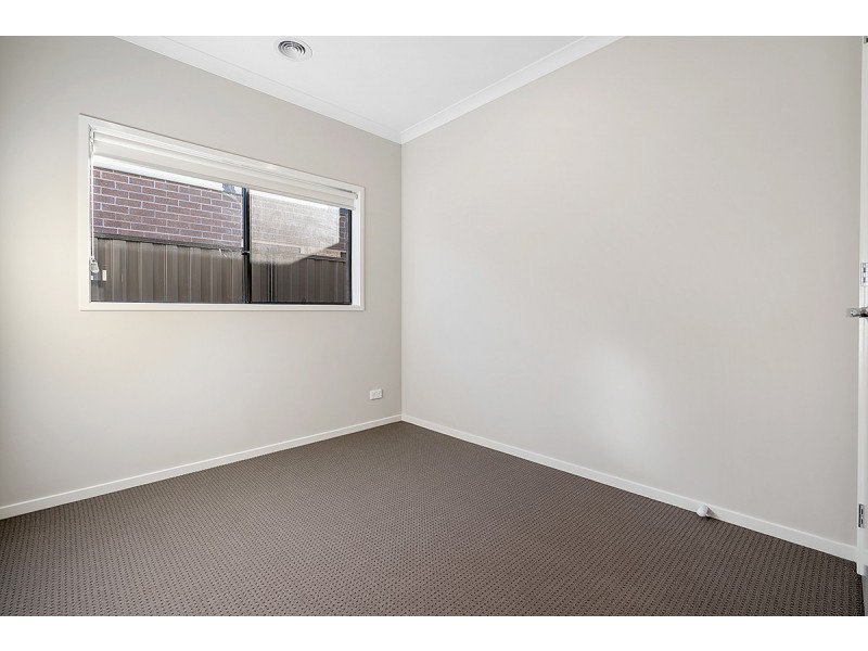 5 Zeal Way, Craigieburn VIC 3064