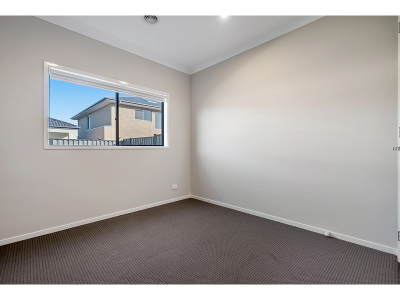 5 Zeal Way, Craigieburn VIC 3064