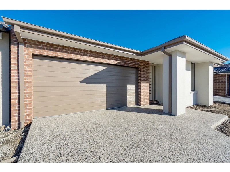 5 Zeal Way, Craigieburn VIC 3064