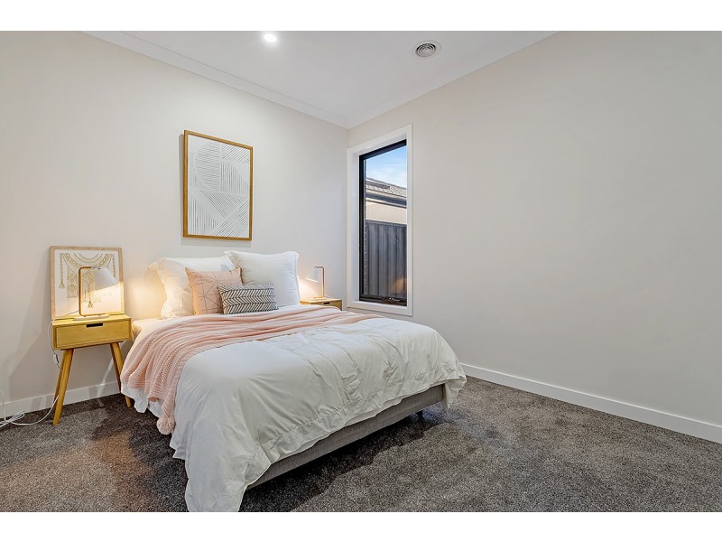 13 Angophora Crescent, Craigieburn VIC 3064