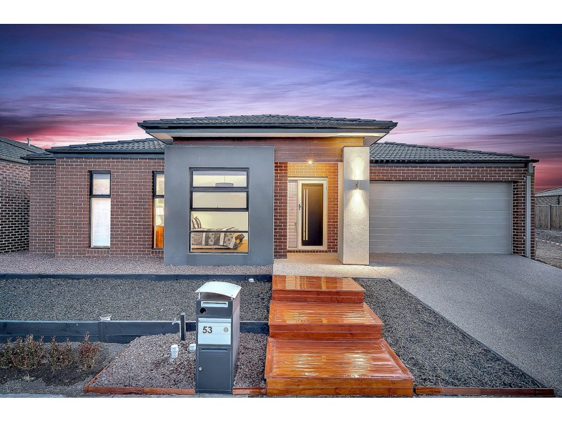 53 Falstone Circuit, Mickleham VIC 3064