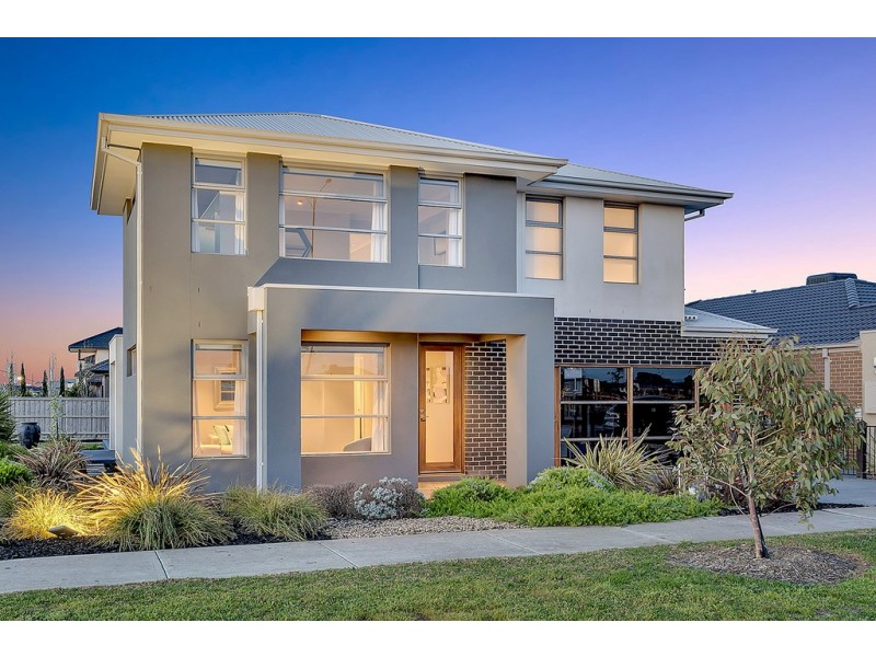 25 Newmarket Parade, Mickleham VIC 3064