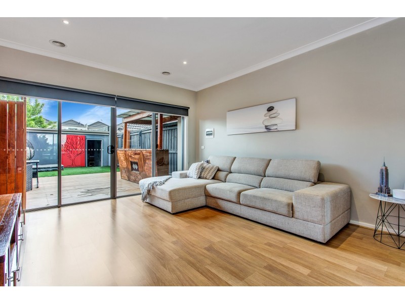 18/8 Moresby Court, Craigieburn VIC 3064