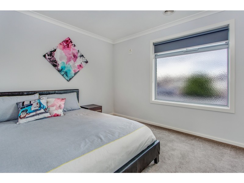 18/8 Moresby Court, Craigieburn VIC 3064