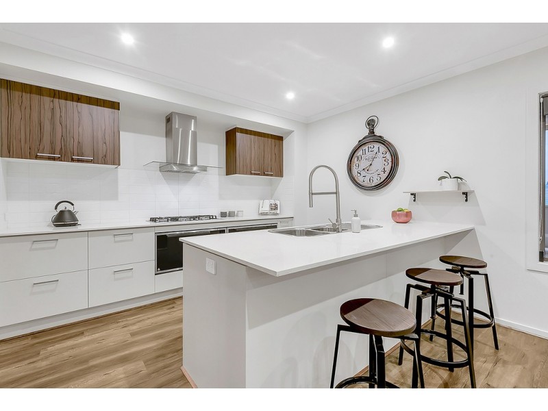 40 Breeze Way, Greenvale VIC 3059