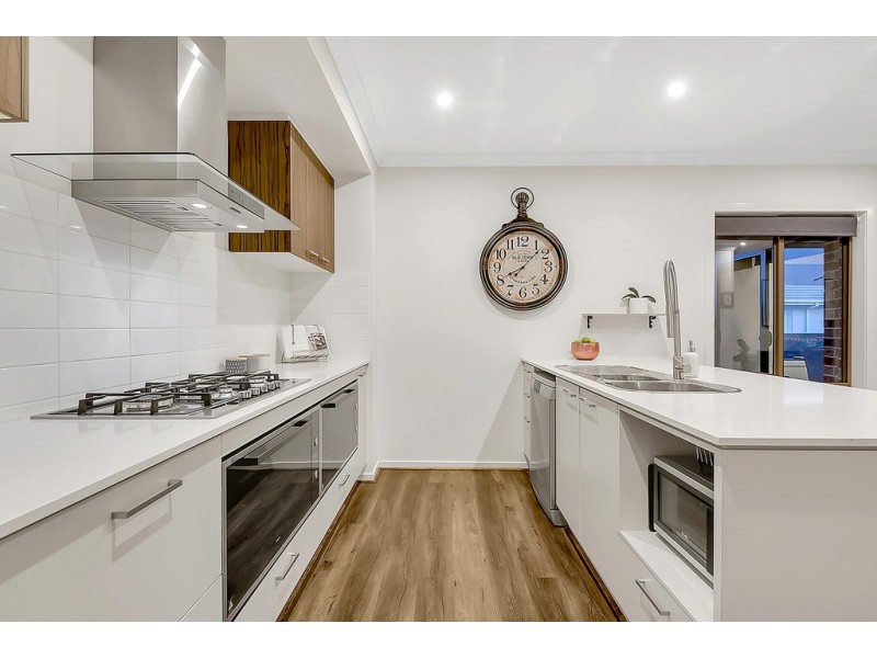 40 Breeze Way, Greenvale VIC 3059