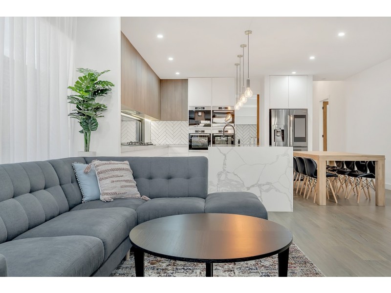 11 Birdsong Avenue, Mickleham VIC 3064