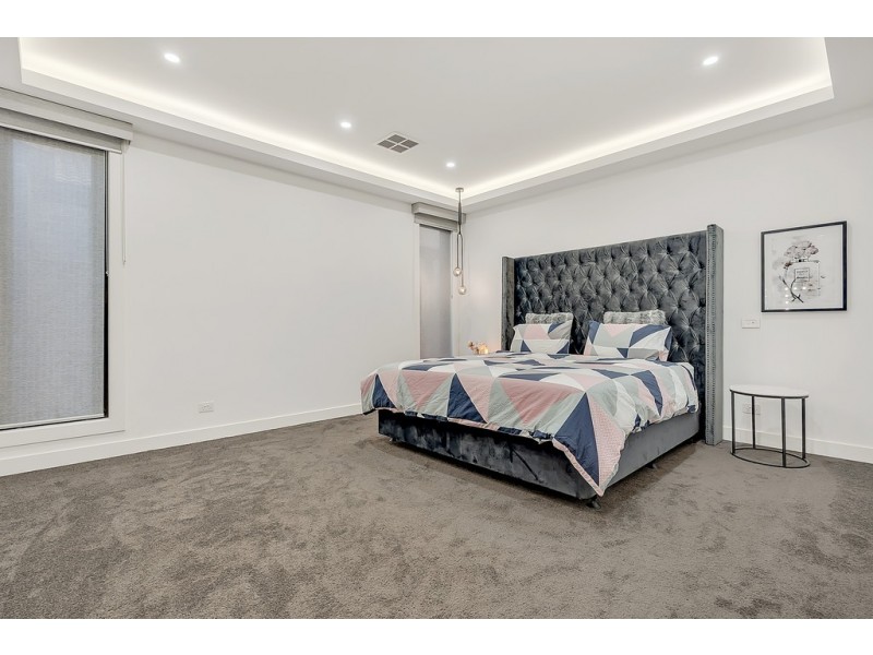 11 Birdsong Avenue, Mickleham VIC 3064