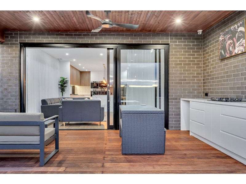 11 Birdsong Avenue, Mickleham VIC 3064